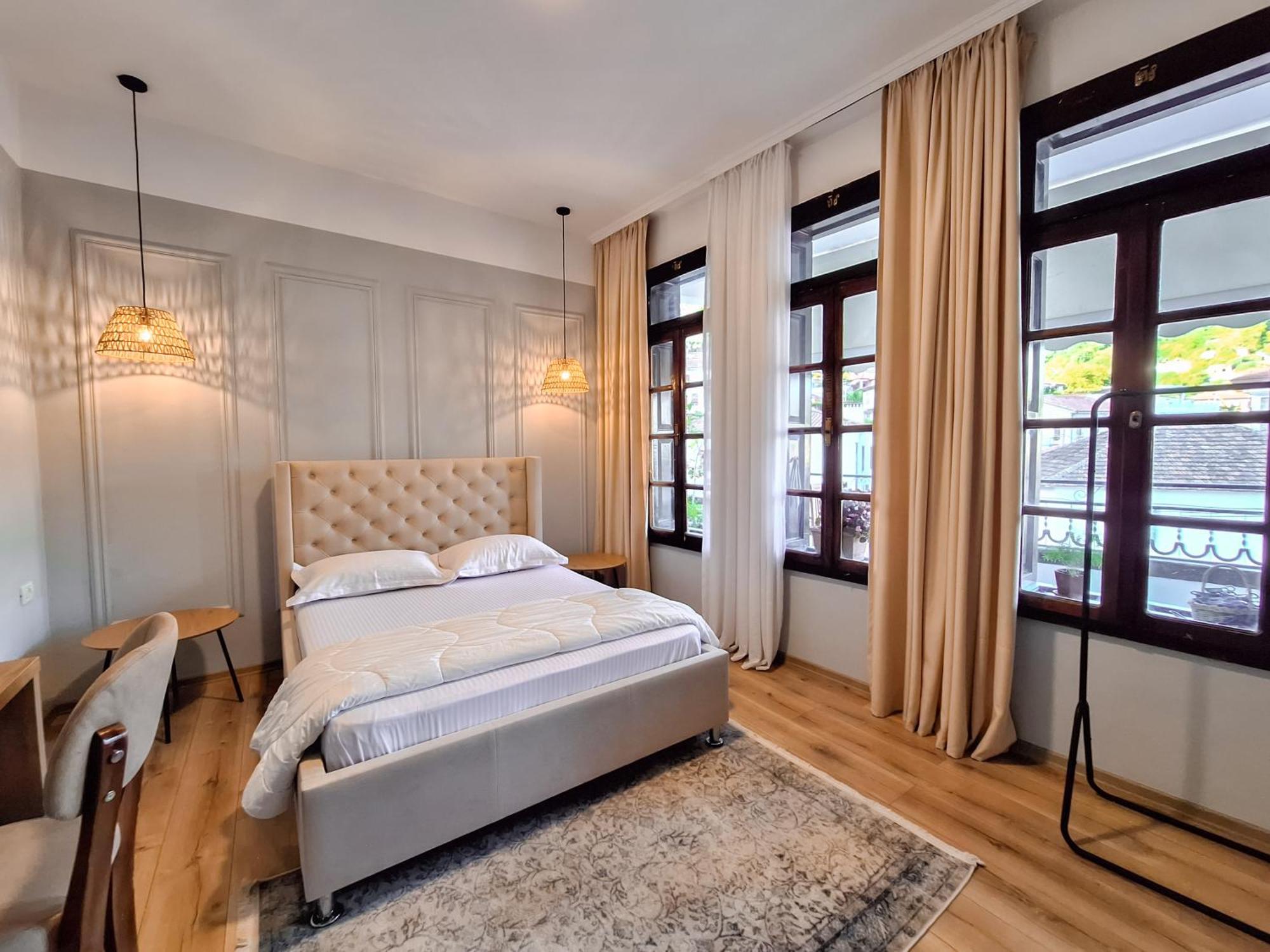 Villa Mishel Suites Берат Экстерьер фото