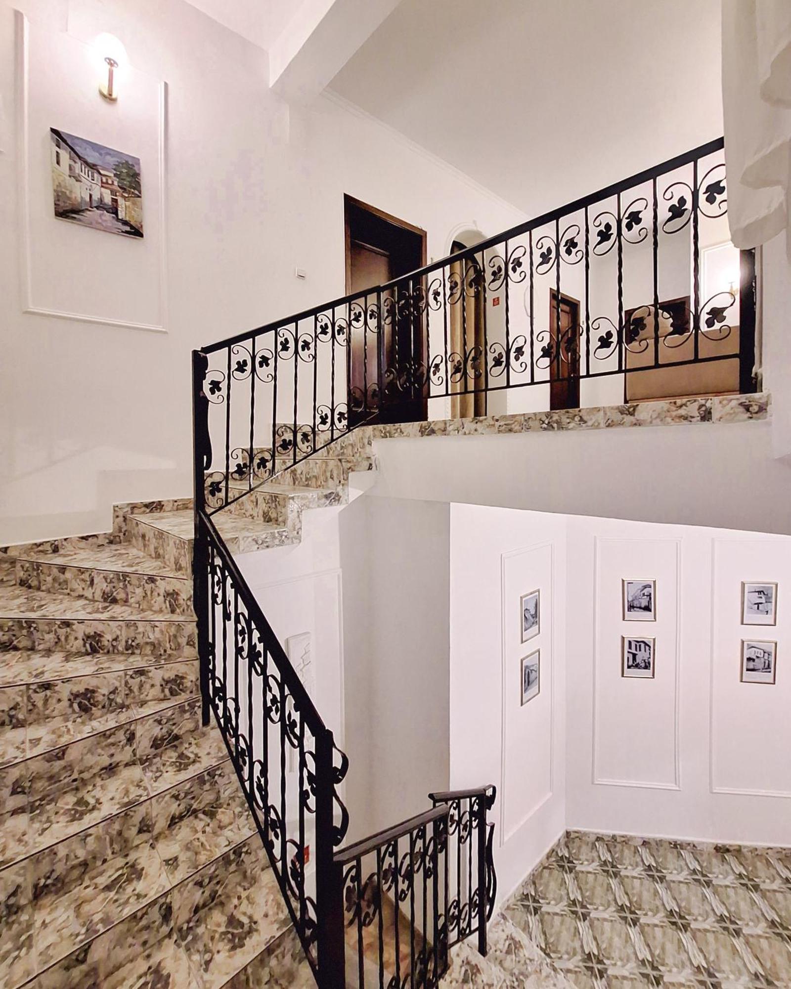 Villa Mishel Suites Берат Экстерьер фото